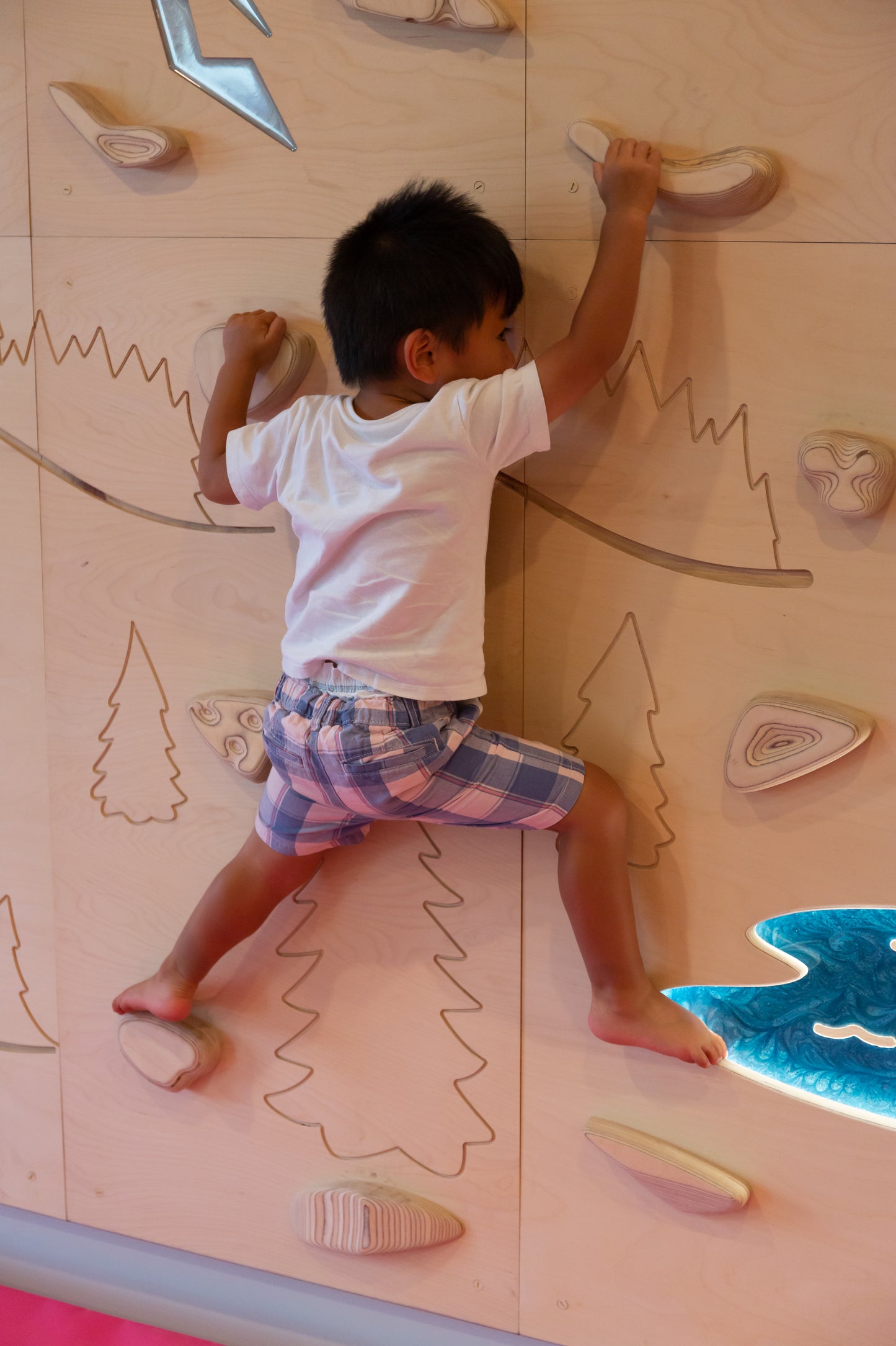 GOAT WALL - Aesthetic Indoor Kids Climbing Wall Kit